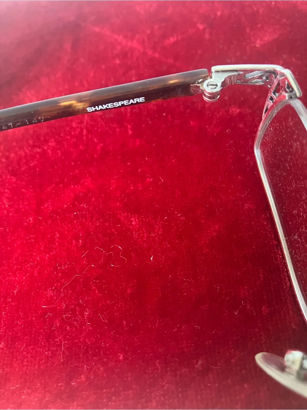 Brighton Shakespeare Reading Eyeglasses Silver Tortoise +1.0 Readers In Tin Case